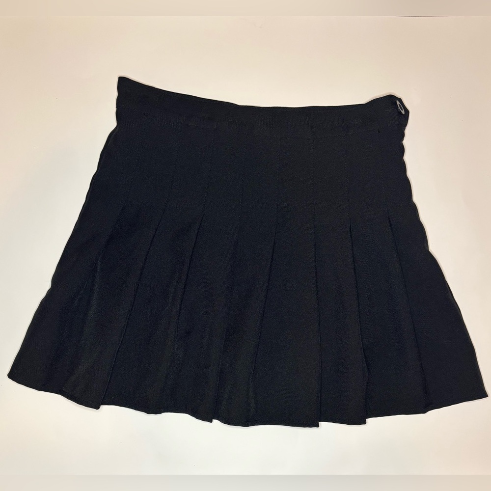 Fashion & Dyt Pleated Skirt with Built-in Shorts Black Size  Medium
